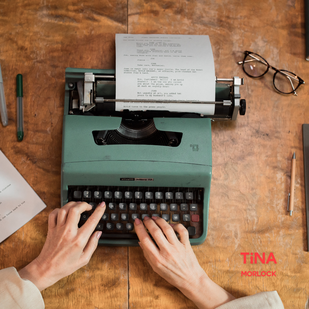 typewriter image